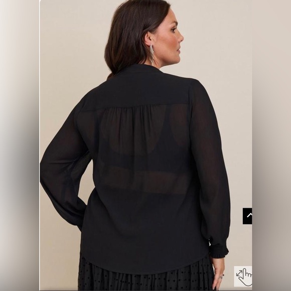 Torrid sz 4 Black Chiffon Bow Front Button-Up Blouse - Picture 4 of 10